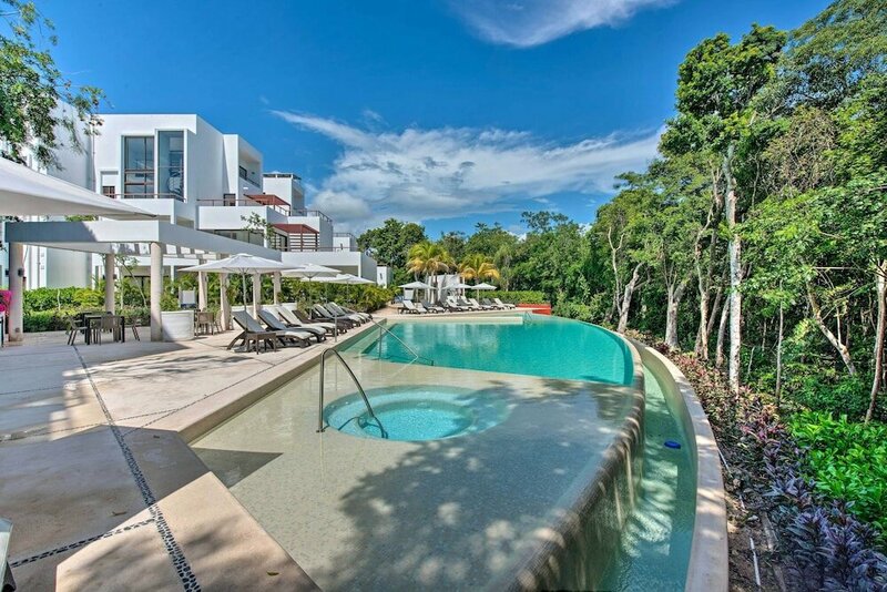 Гостиница Luxe Tao Riviera Resort Condo w Beach & Golfing!