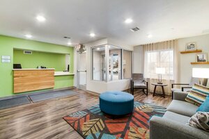 Гостиница WoodSpring Suites Harrisburg Linglestown