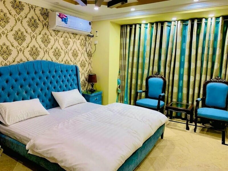 Гостиница Luxus Guest house в Исламабаде