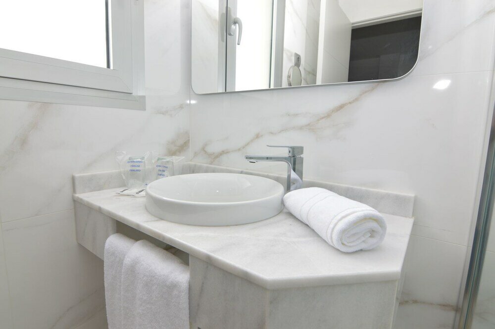 Фото Hotel Castillo Benidorm