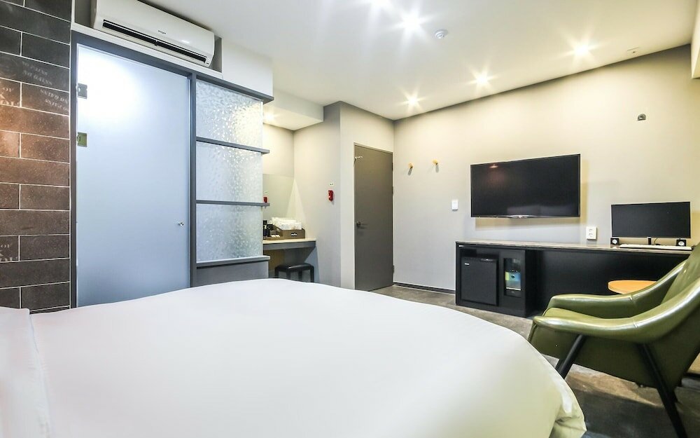 Фото Yeosu Hotel Y