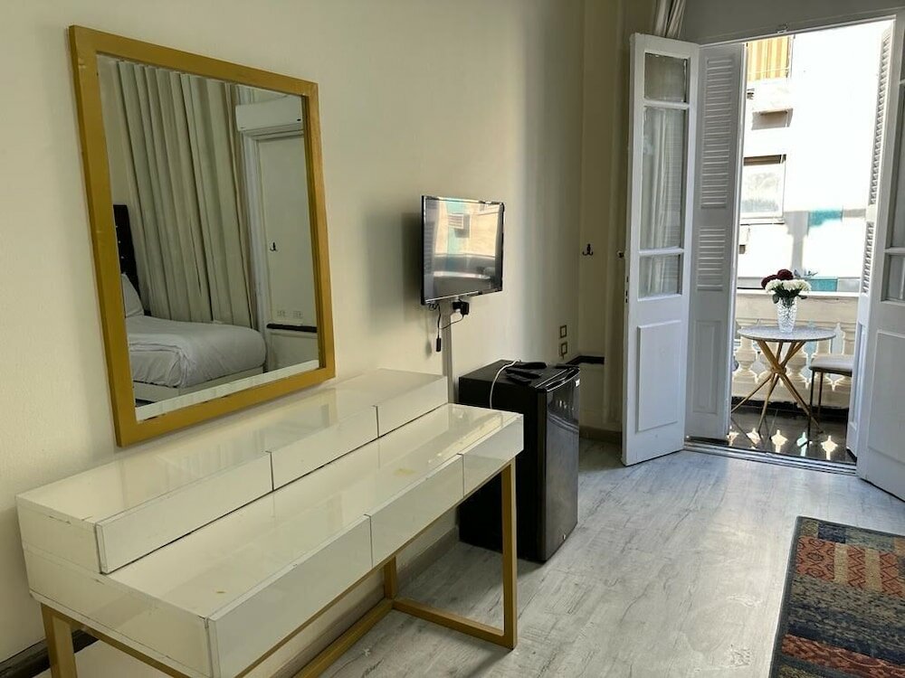 Фото Palace Court