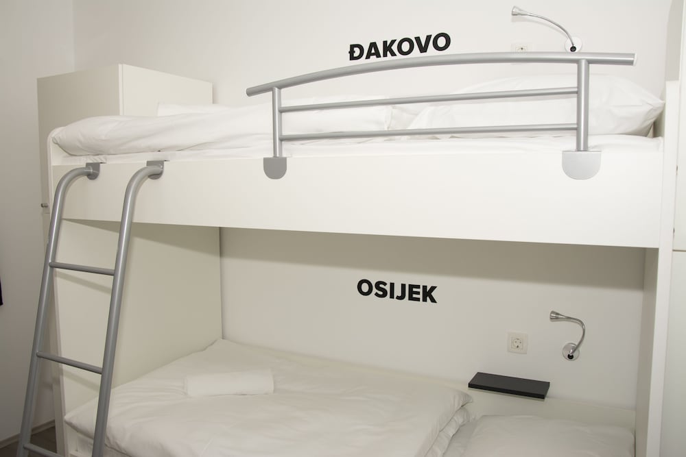 Фото Hostel 101 Dalmatinac Vukovar