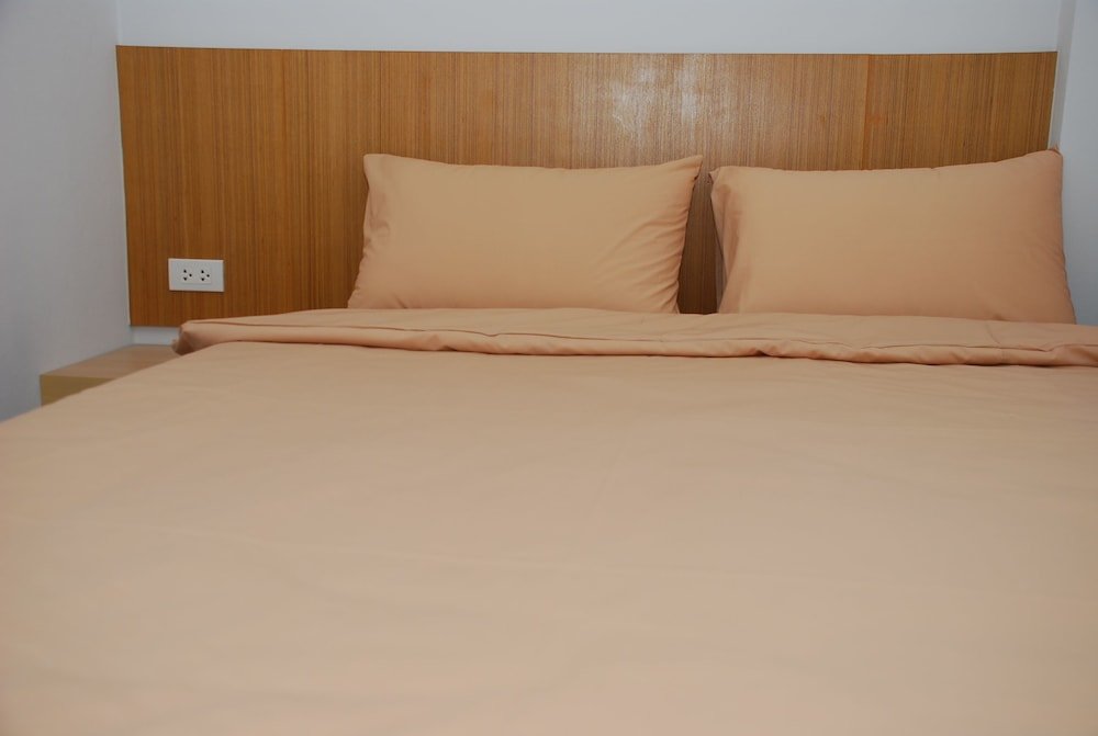 Фото P & J Guesthouse