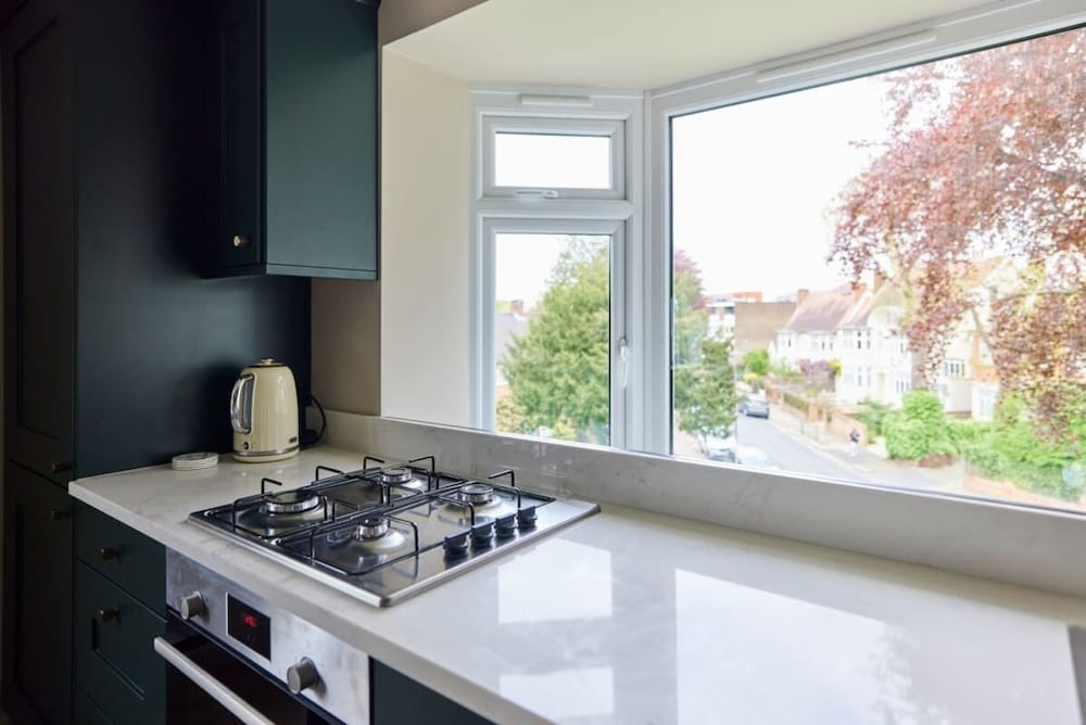 Фото The Wandsworth Loft - Entrancing 2bdr Flat With Garden