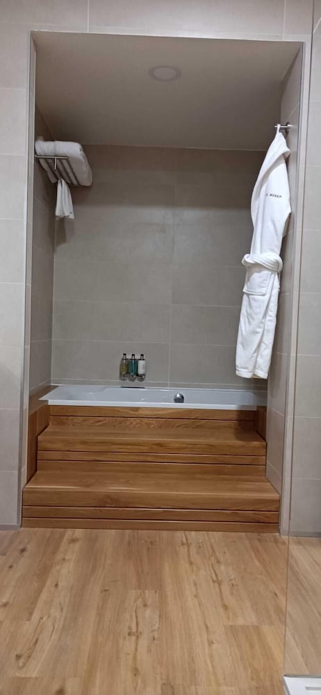 Фото Graffiti Suites El Museo