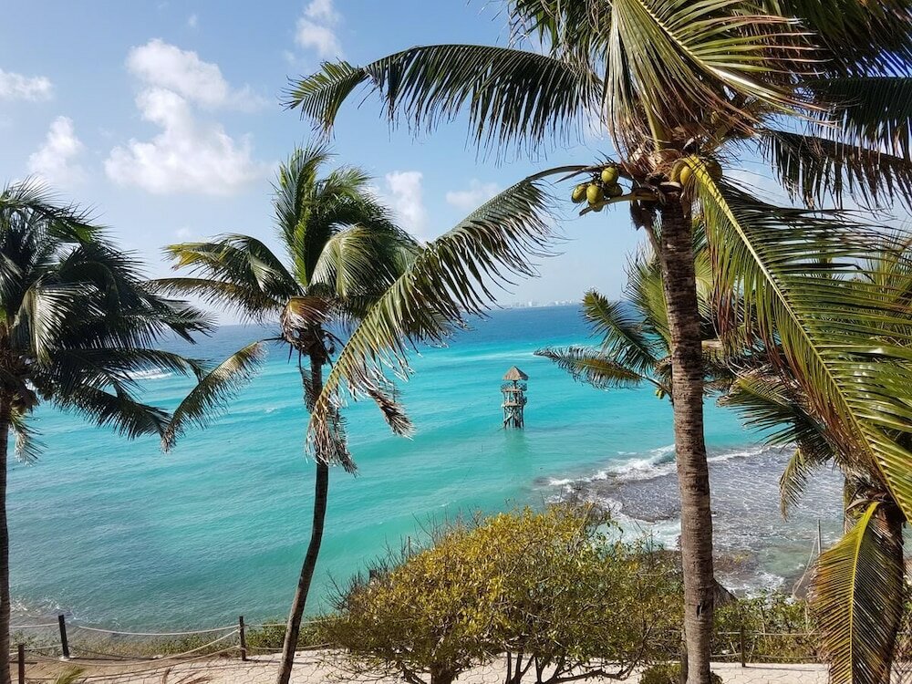 Фото Solymar Cancun Condos