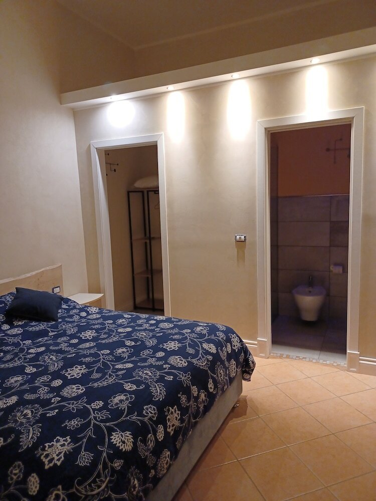 Фото Domus Duomo Bb Napoli