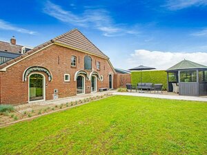 Гостиница Premium Farmhouse in Zelhem With Sauna