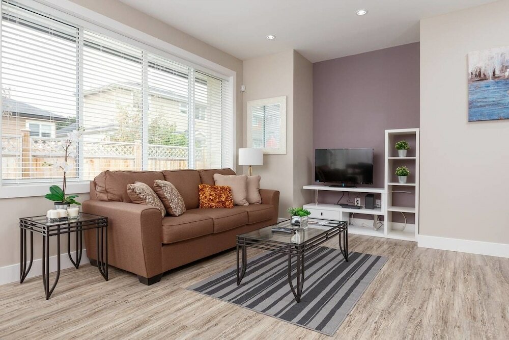 Фото Private and Cozy 2bdr 2ba Home in Kitsilano