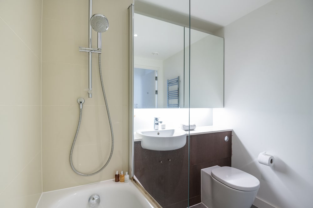 Фото Deluxe East London Home in the Olympic Village