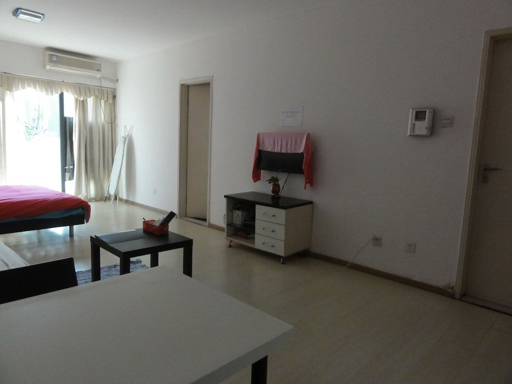 Фото Homehunter Short Term Apartment