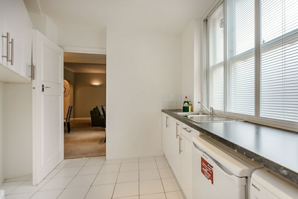 Фото Hill Street Mayfair Apartments