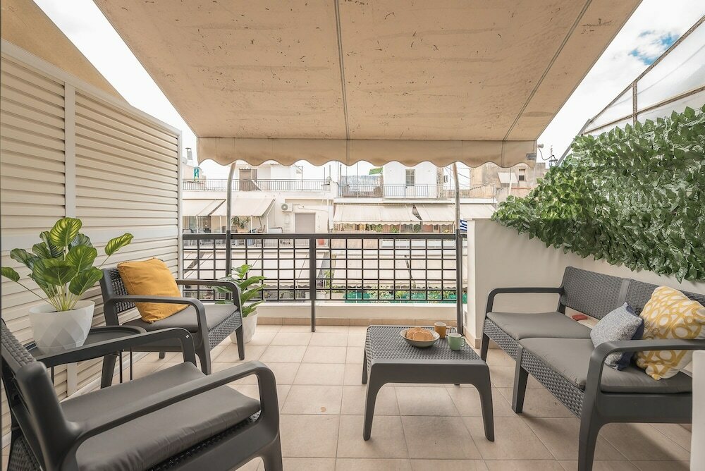 Фото Live AS A Greek in Athena