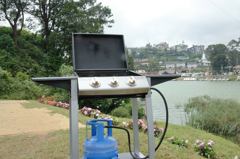 Фото Lakeside Cottages