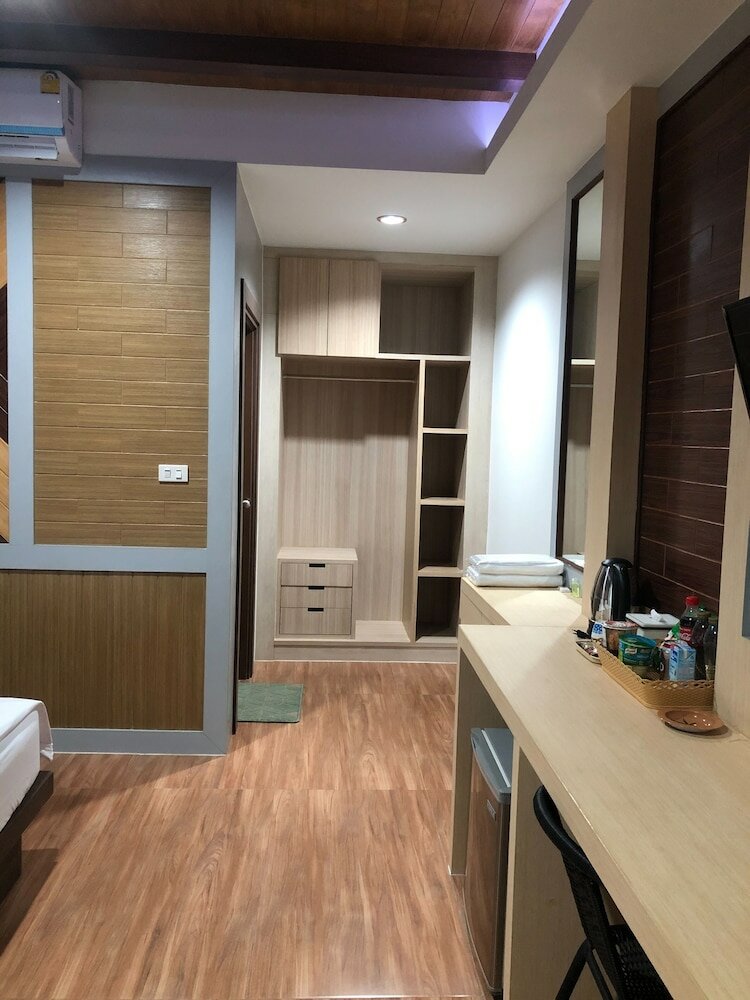 Фото Thalang Resort