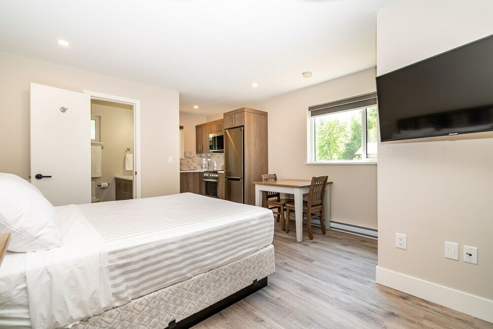 Фото Pathfinder Camp Resorts Agassiz