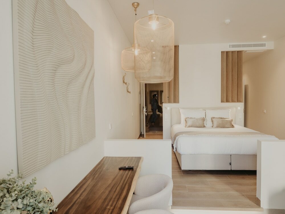 Фото Comfy Studios