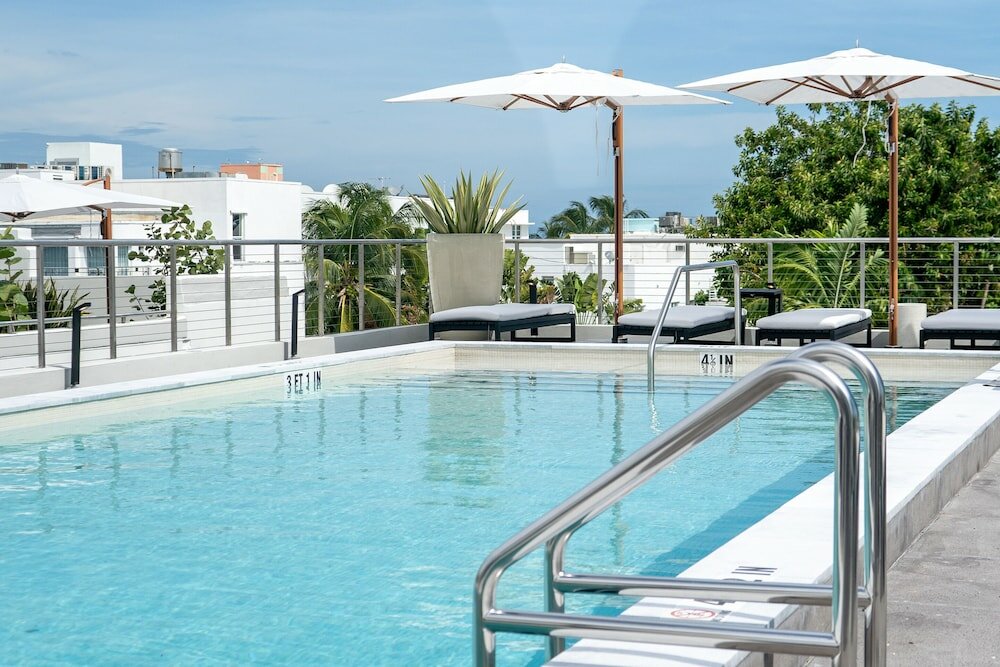 Фото Nassau Suite South Beach - an All Suites Hotel