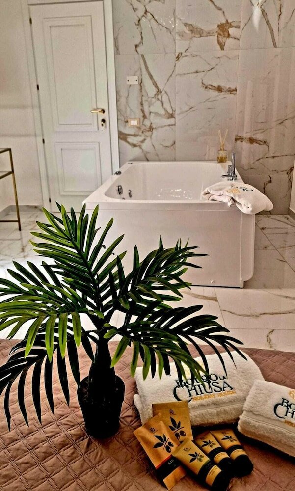 Фото Borgo La Chiusa