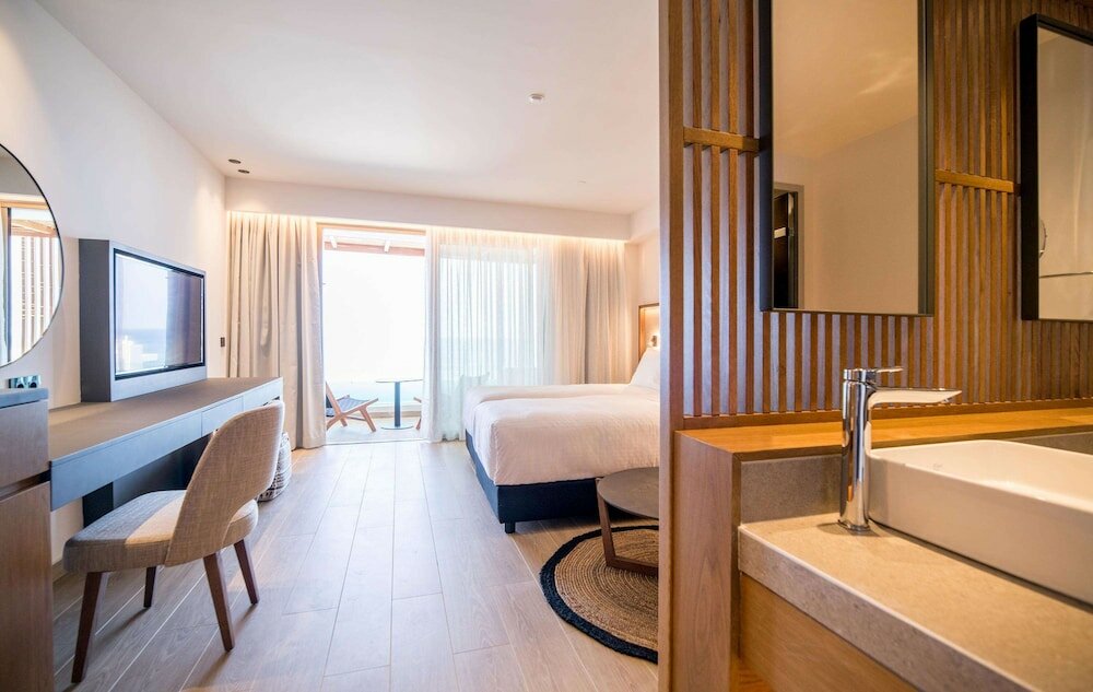 Фото Akasha Beach Hotel & SPA