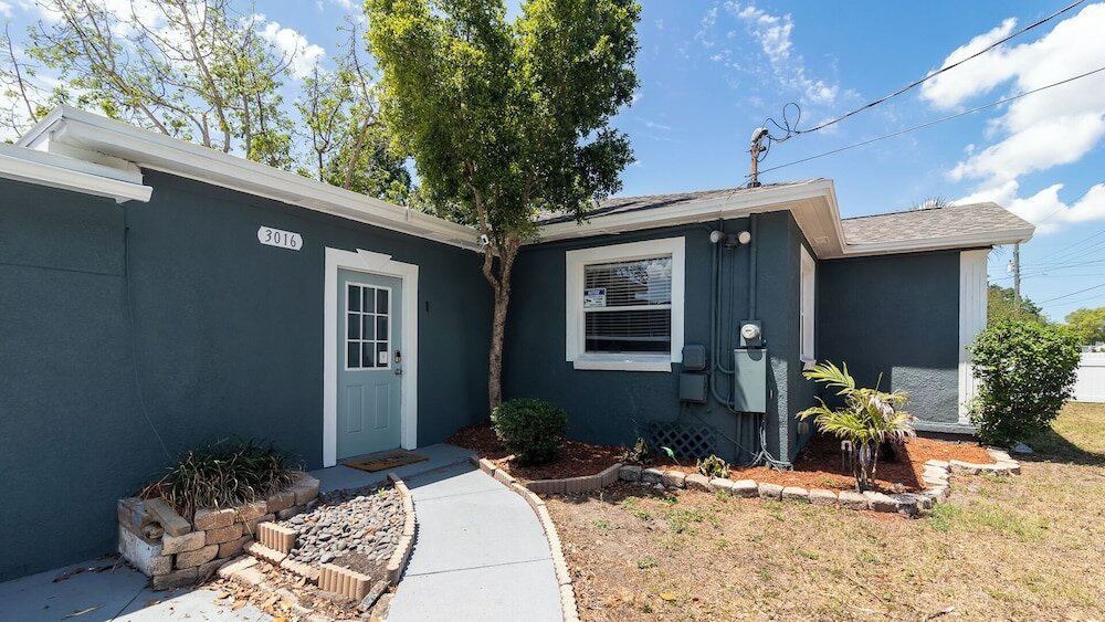 Фото Midtown Sea Esta № 1