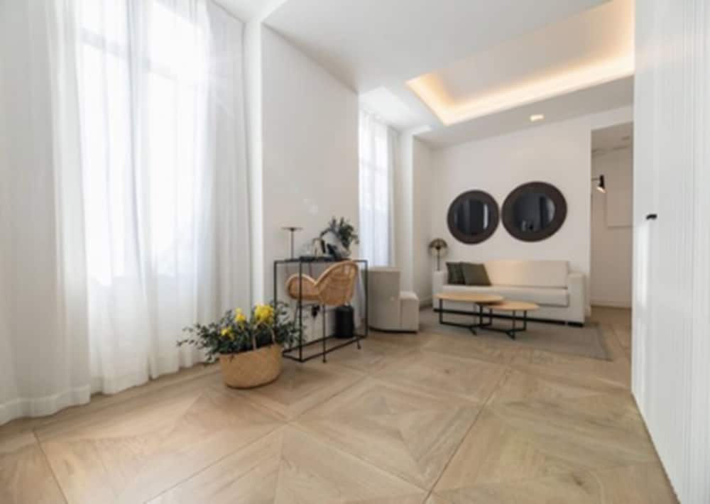 Фото Myr Marqués House