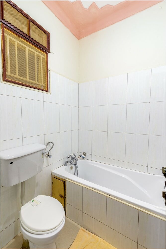 Фото Airport Side Hotel Entebbe