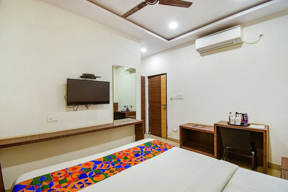 Фото Fabhotel Kzar Select