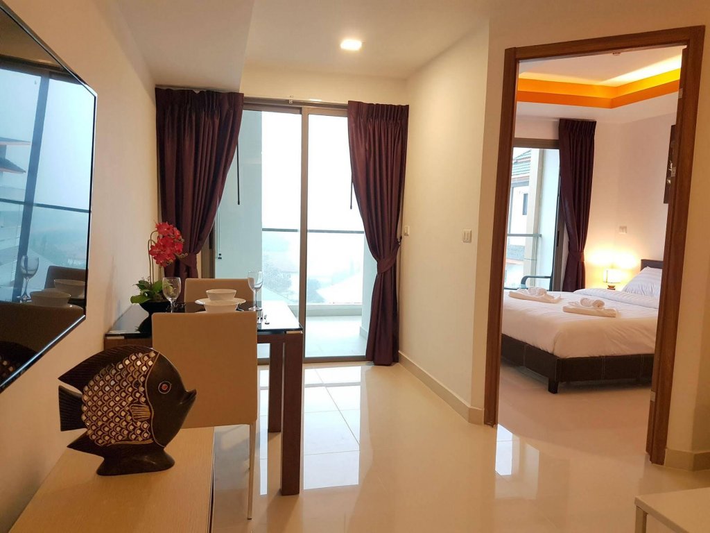 Фото C View Residence