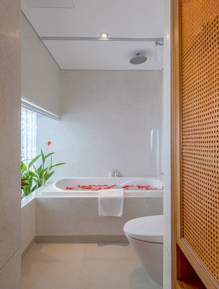 Фото Prana Boutique Hotel and Apartments