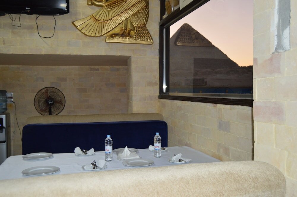 Фото Comfort Pyramids inn