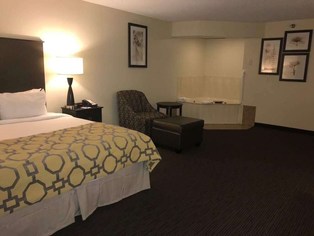 Фото Baymont by Wyndham Bloomington Msp Airport