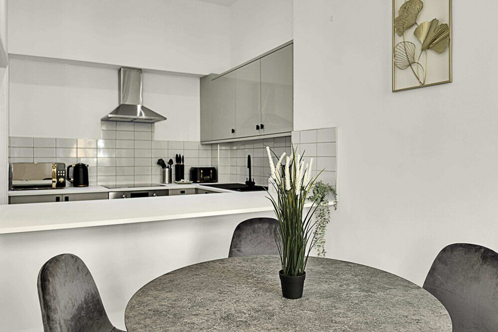 Фото Contemporary Oasis in Paddington