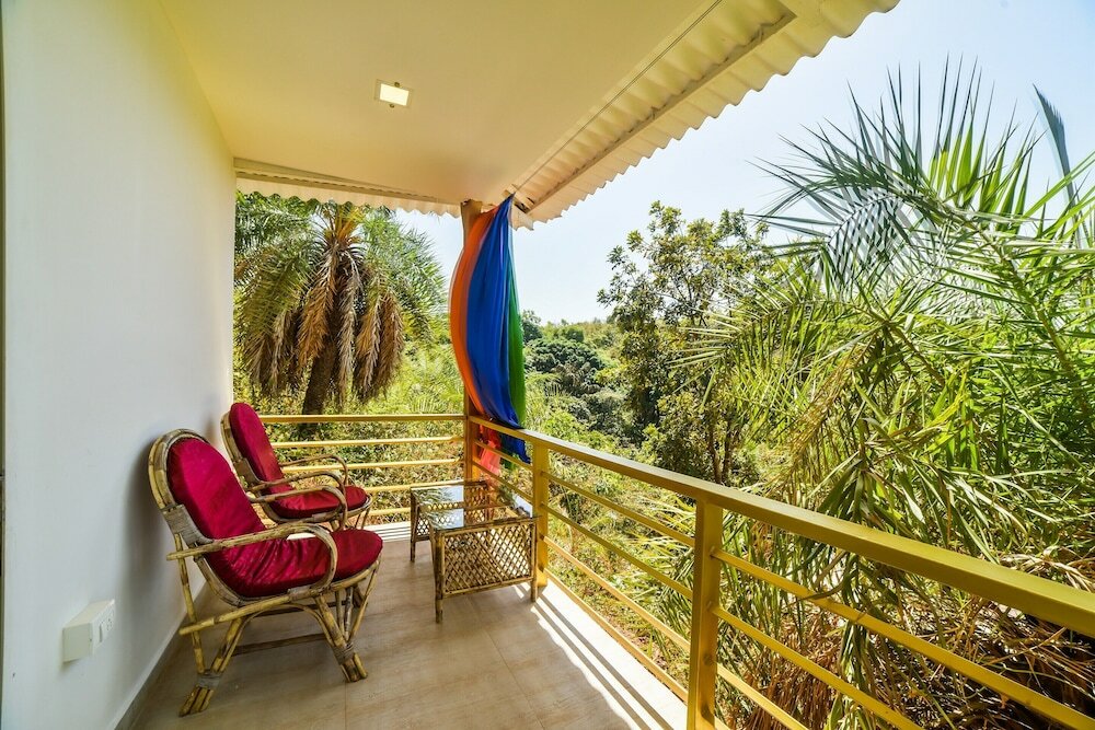 Фото Capital O 30548 Padma Cottages