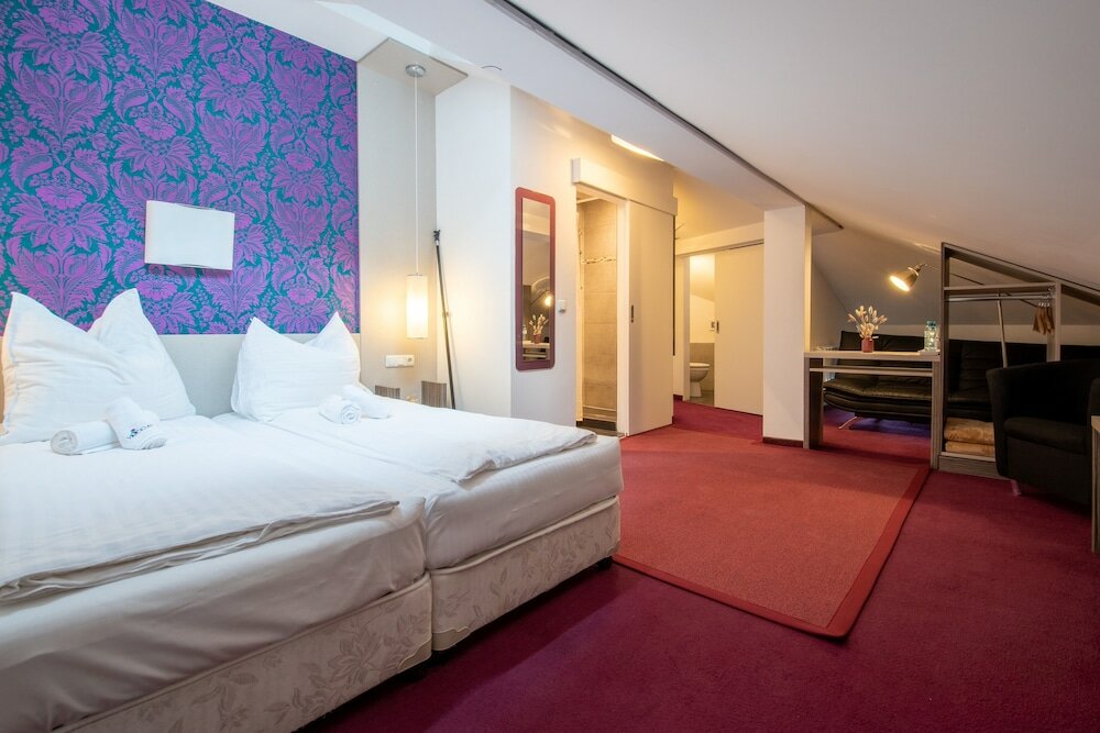 Фото Hotel Amadea