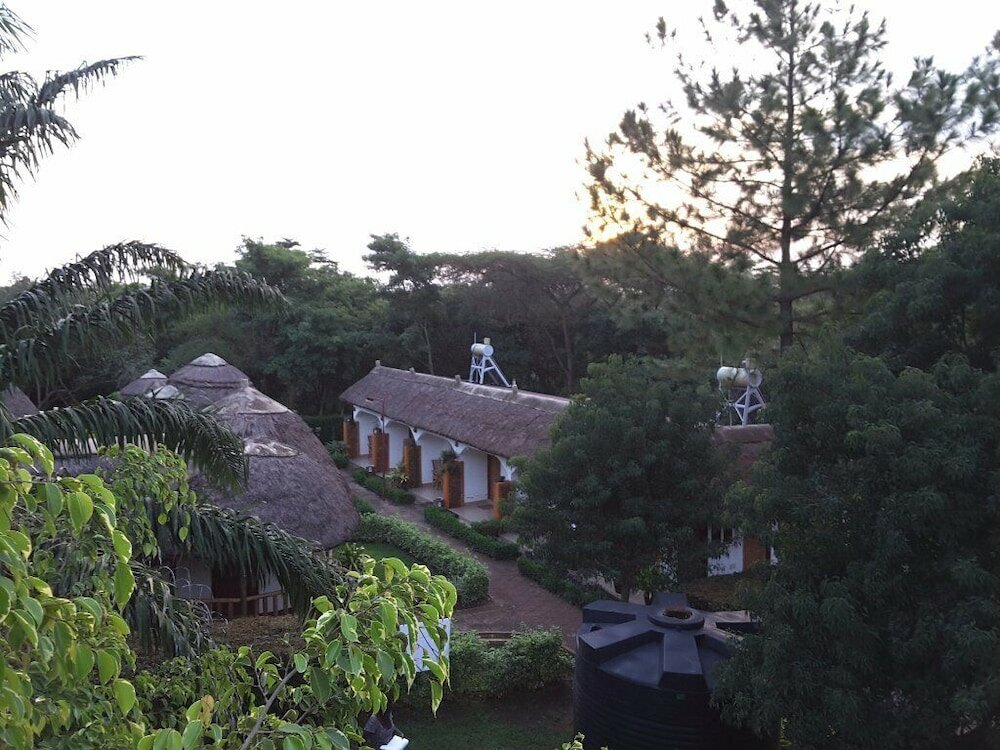 Фото Brownstone Country Home Lira Uganda