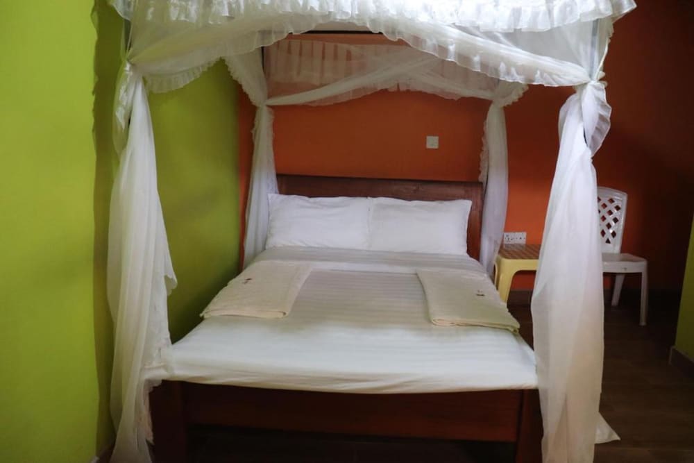 Фото Bomani Hotel