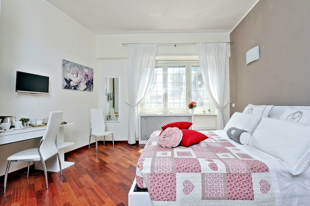 Фото San Pietro Stazione