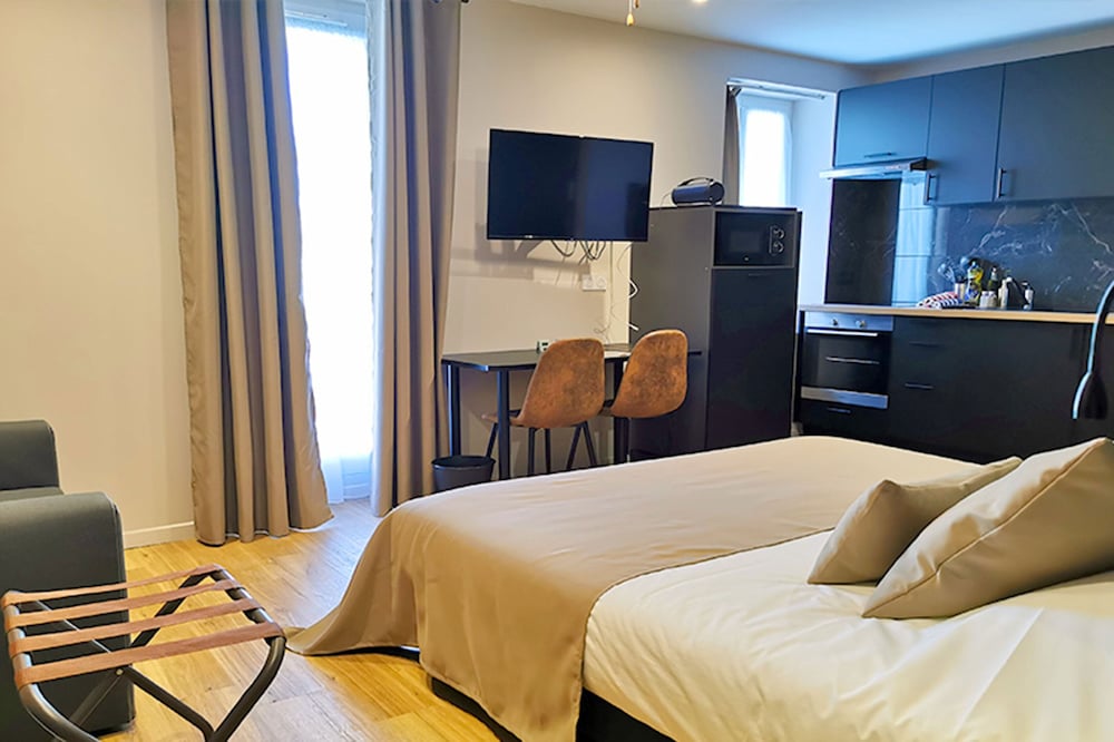 Фото Appart Hotel SPA Perpignan