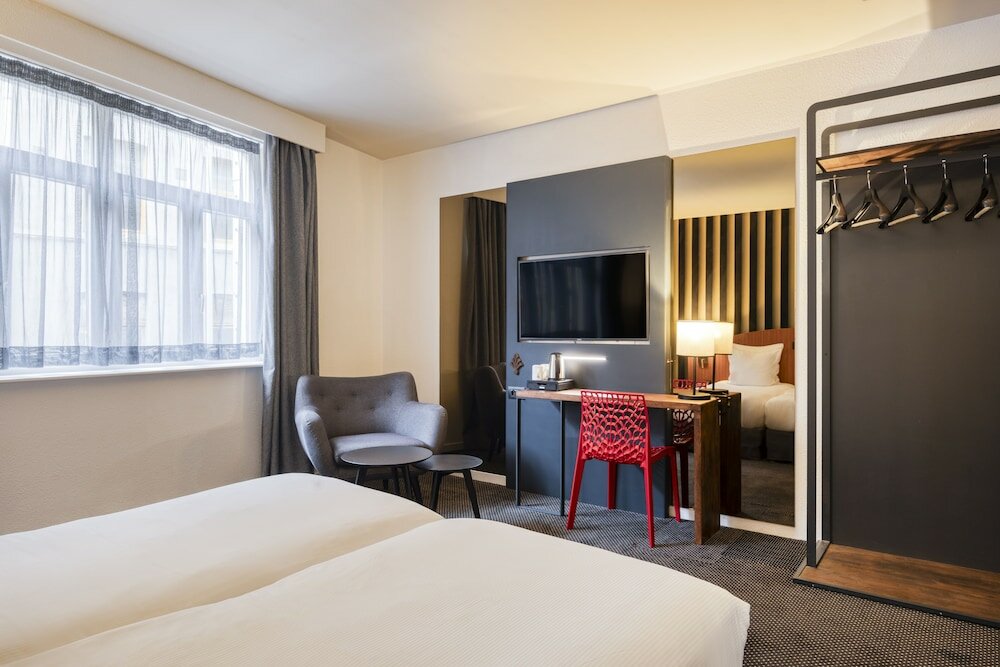 Фото Aris Grand-Place Hotel