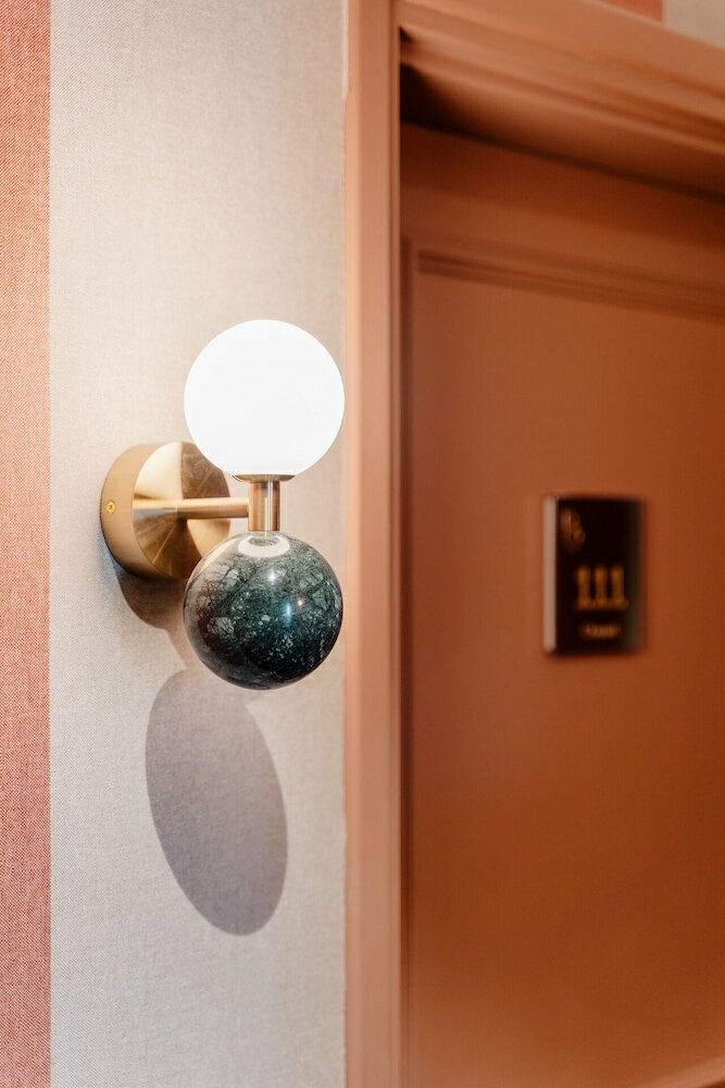 Фото Edgar Suites Châtillon