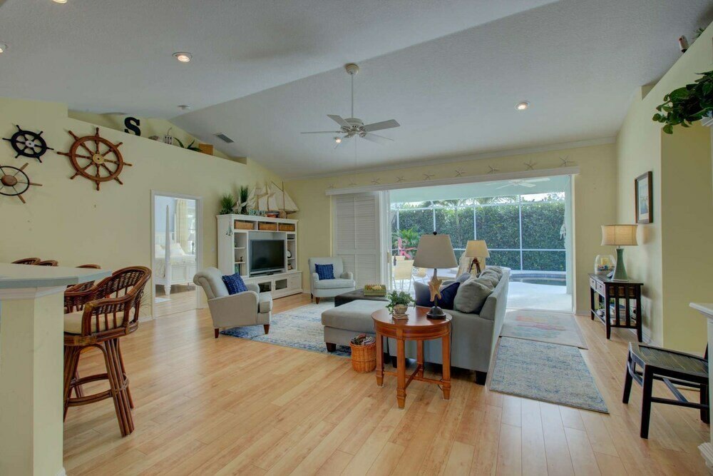 Фото Tortuga Pool Home