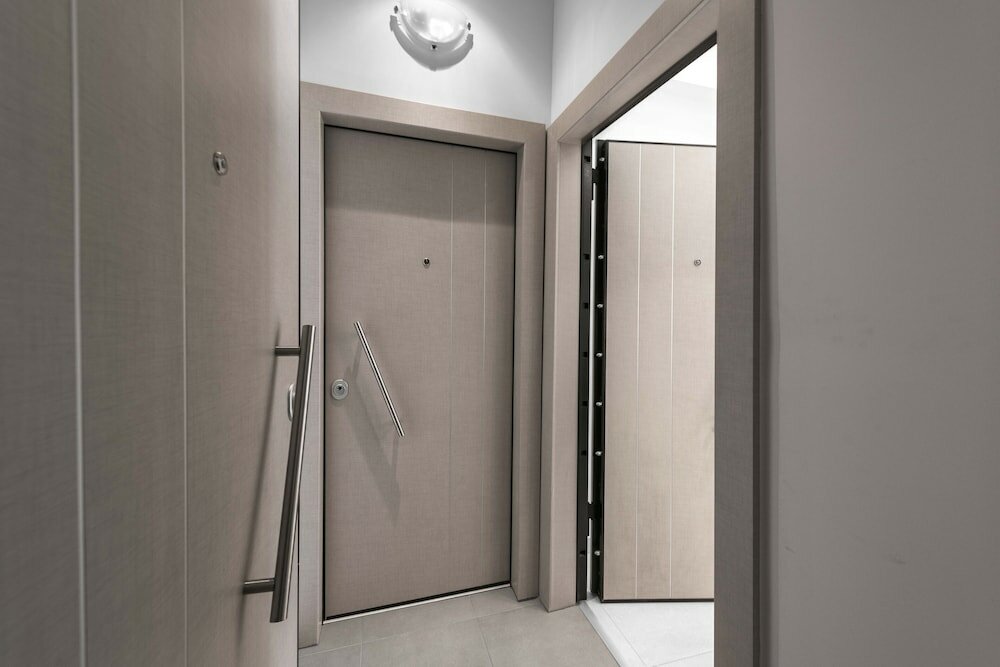 Фото Cosmopolitan Apartments Nilie Suites & Aprts