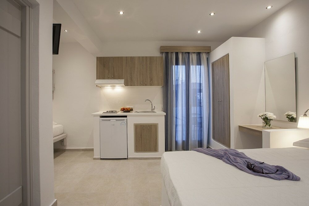 Фото Colosseo Studios & Apartments