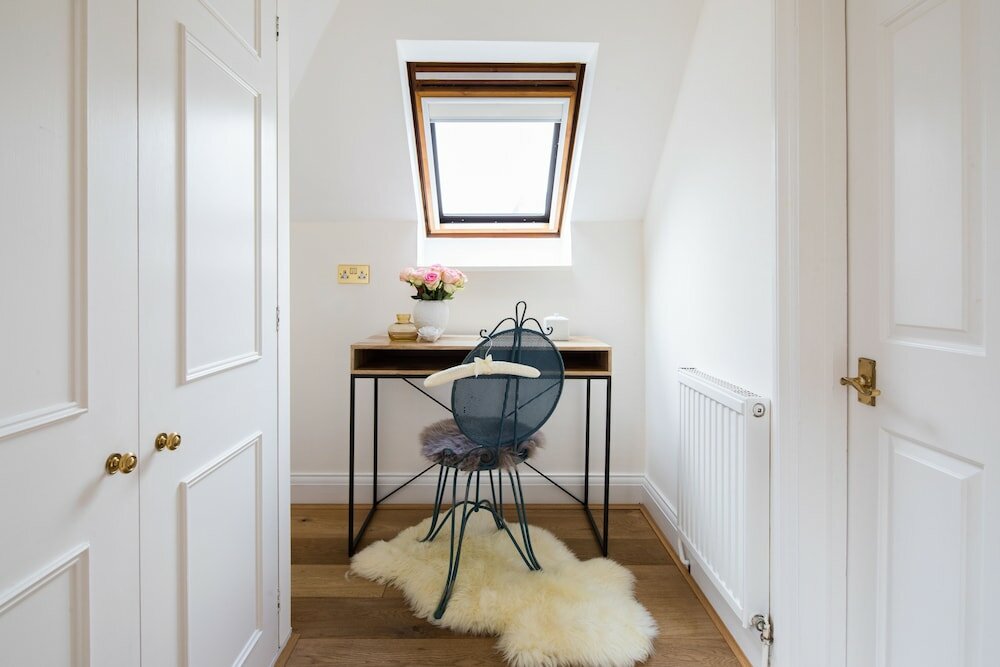 Фото Cornwall Gardens by Lime Street