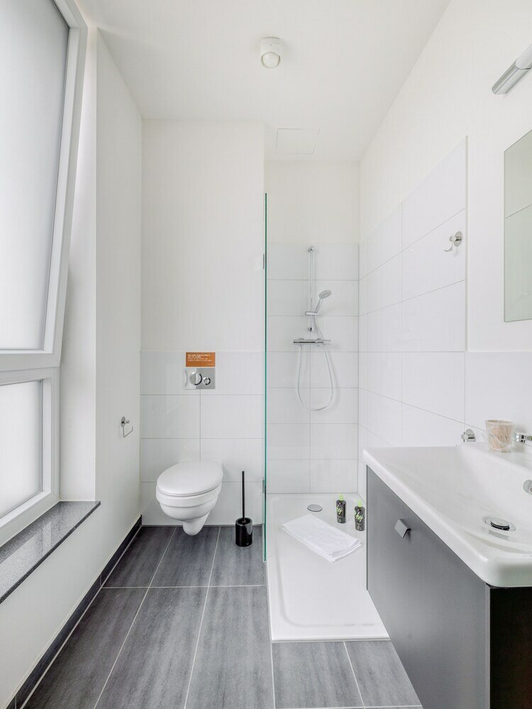 Фото Limehome Mönchengladbach Fliethstraße