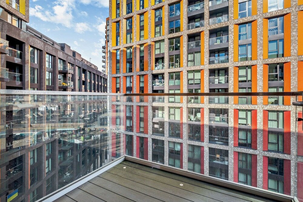 Фото Thornes House Apartments