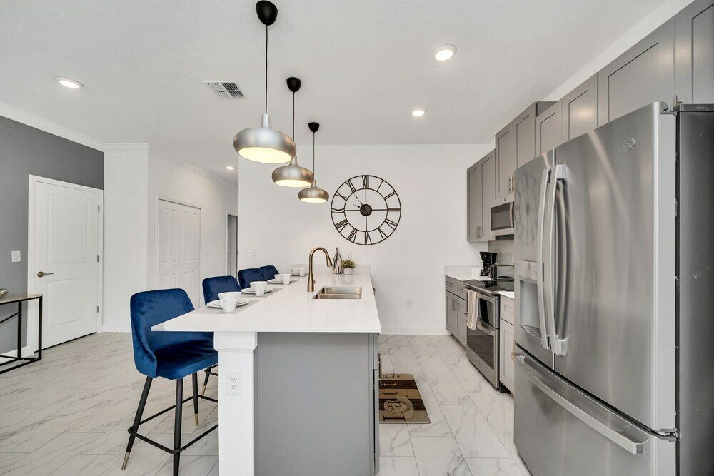 Фото 4200 Paragraph Drive