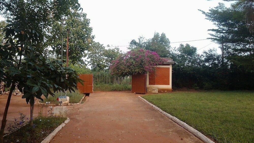 Фото Centre Ayifa Hôtel